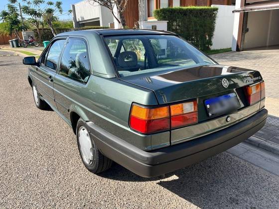 VOLKSWAGEN SANTANA 1.8 CL 8V ÁLCOOL 2P MANUAL